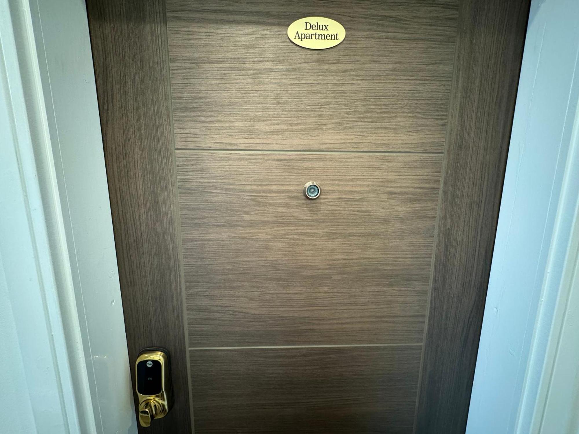 Southgate Luxury Apartments Elland ภายนอก รูปภาพ