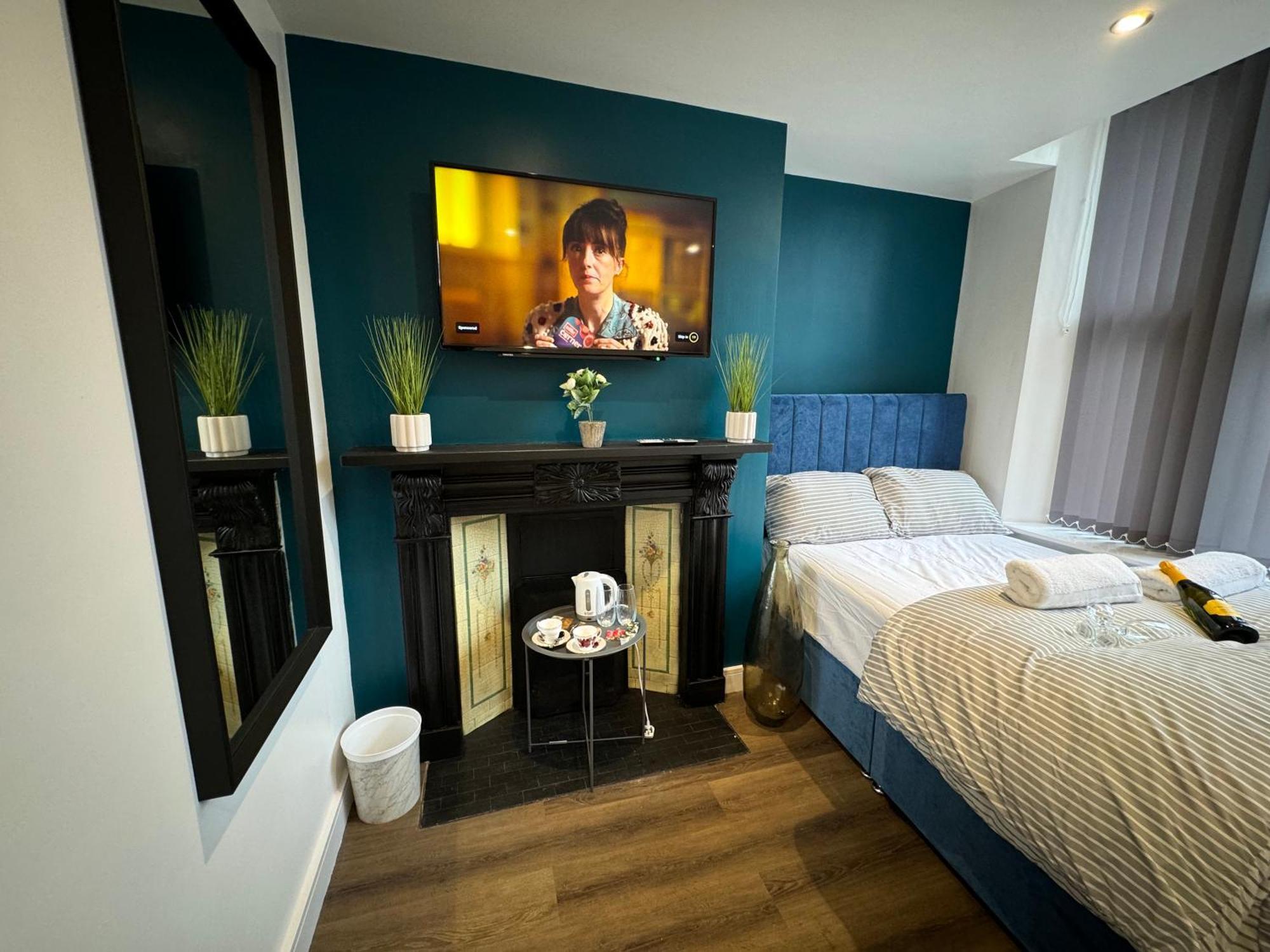Southgate Luxury Apartments Elland ภายนอก รูปภาพ