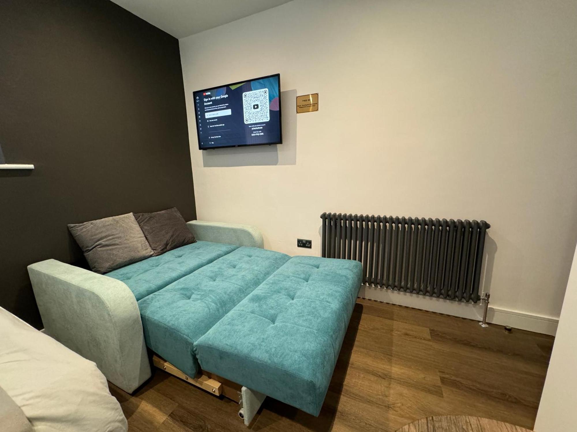 Southgate Luxury Apartments Elland ภายนอก รูปภาพ