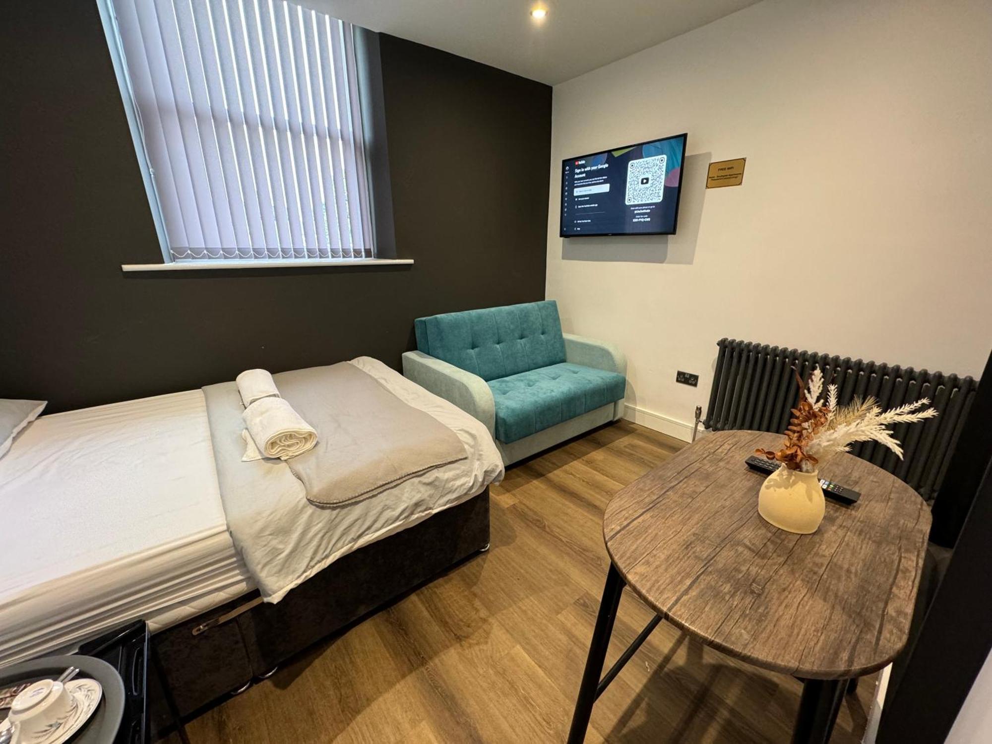 Southgate Luxury Apartments Elland ภายนอก รูปภาพ